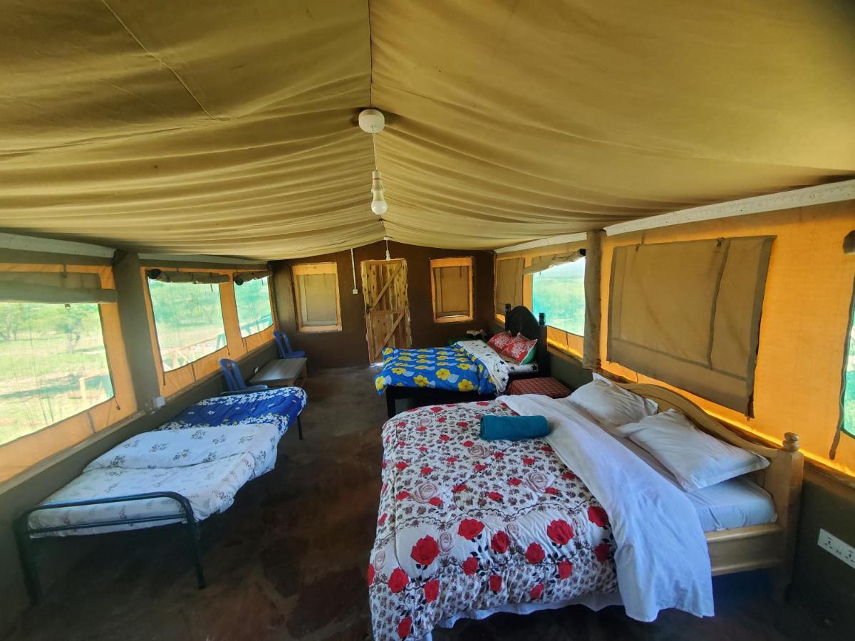 Semadep Safari Camp Bed & Breakfast Sekenani Exterior photo